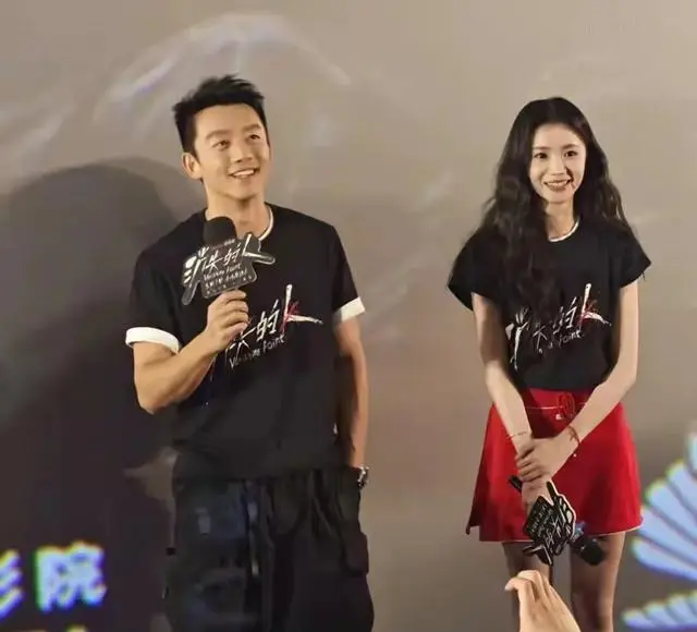 《消失的人》上映4天破2亿 郑恺刘浩存坦言拍摄后难入眠 _ 现场图