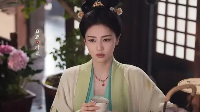 白鹿丞磊《莫离》与张凌赫王楚然《这一秒过火》预约量破300万 _ 相关图片