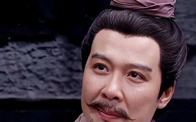 94版《三国》五位主演饭馆重聚唱主题曲 _ 资讯配图