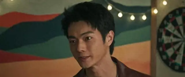 许凯张凌赫等流量明星演技争议引行业选角逻辑调整 _ 资讯配图